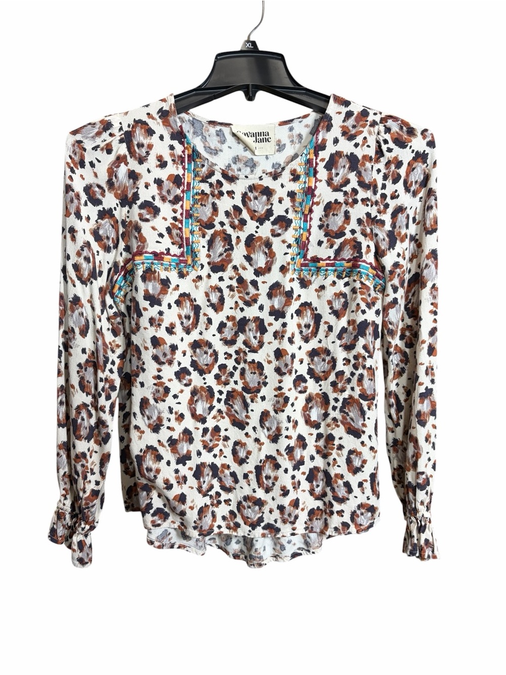SAVANNA JANE -Women's White Leopard Print Long-Sleeve Blouse